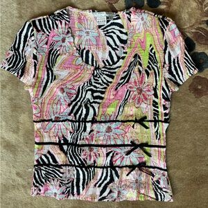 Super cute printed t shirt colorful and zebra